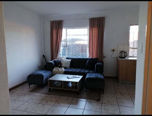 1 BEDROOM APARTMENT FOR SALE IN GREENHILLS